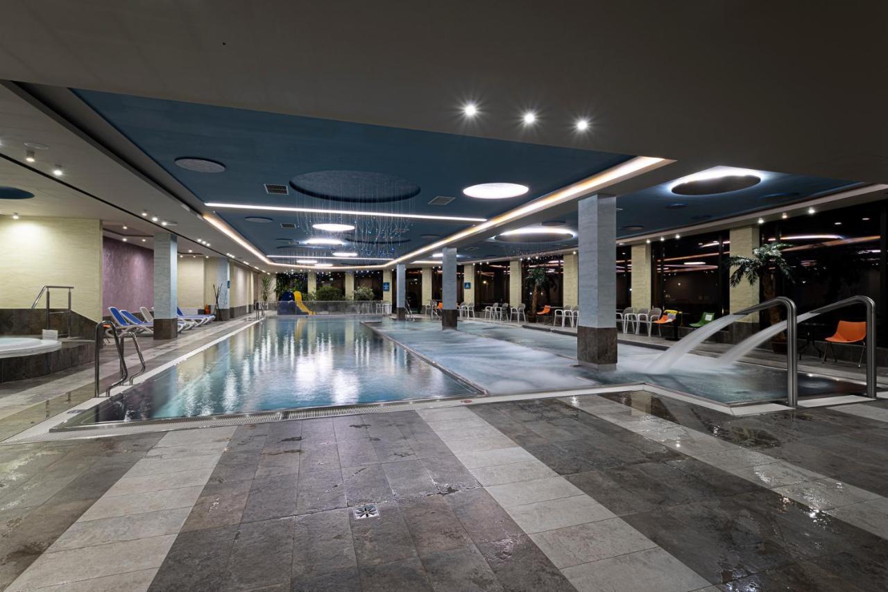 Terma Slowacki Resort Medical Spa 布斯克·兹德鲁伊 外观 照片