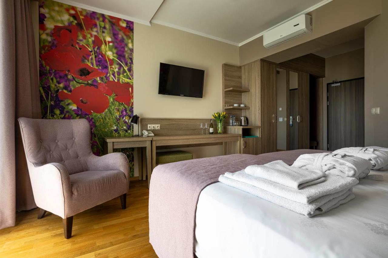 Terma Slowacki Resort Medical Spa 布斯克·兹德鲁伊 外观 照片
